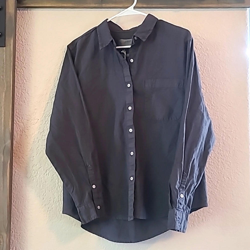 COPY - Classic fit long sleeve.